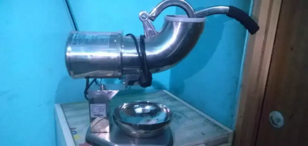 MESIN SERUT ES BATU GEA 300SC