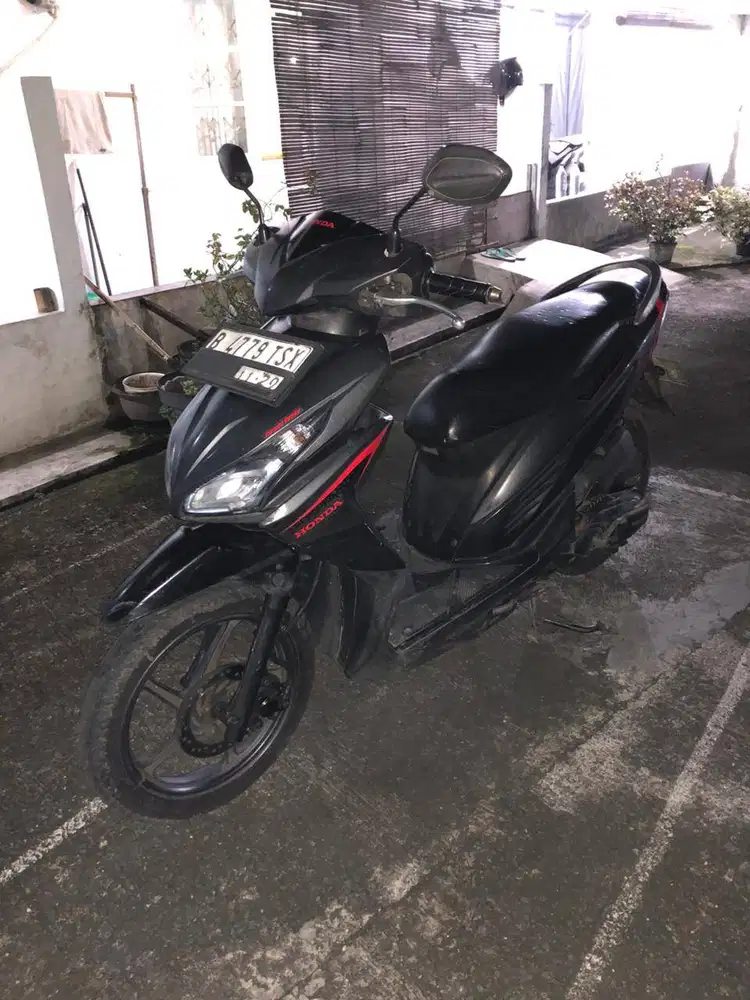 VARIO AGNES 110CC TAHUN 2017