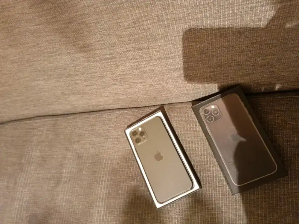 iphone 11 pro max 256gb baru apa adanya