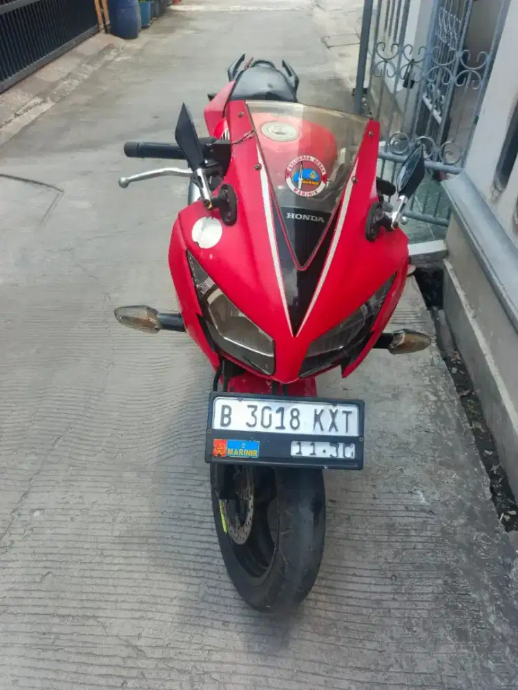 CBR 150 MERAH MASIH SEGER