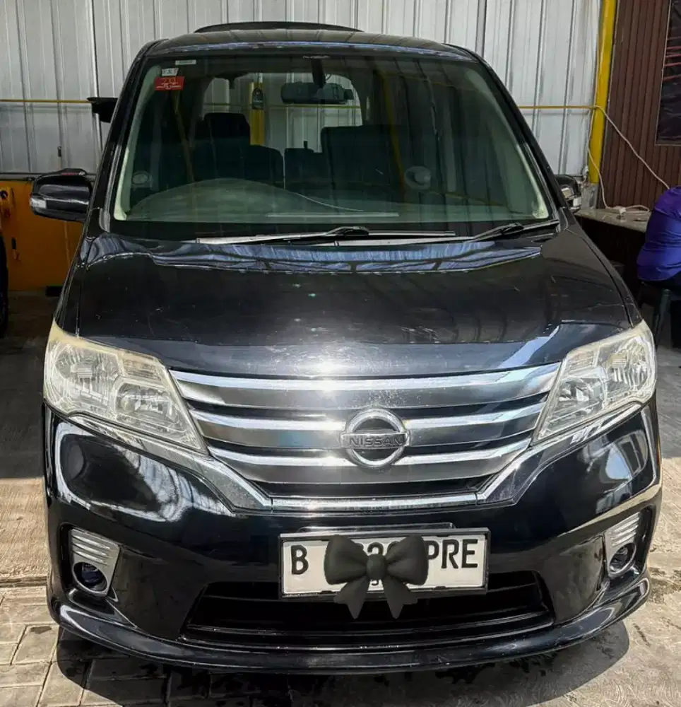 Nissan Serena 2014 Bensin (Black) Bagus & Normal BEKASI UTARA