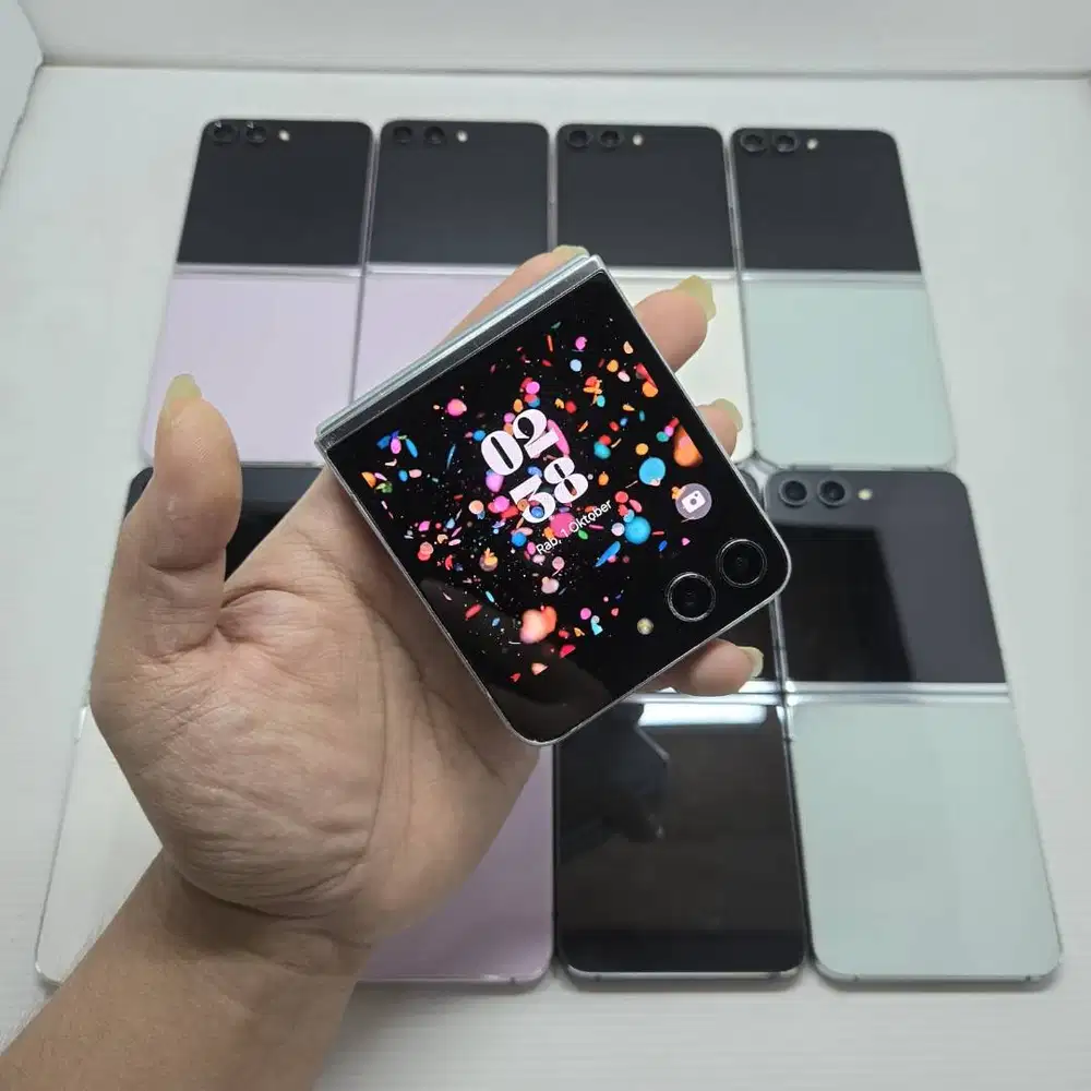 HOT ITEM!  SAMSUNG GALAXY Z FLIP 5 256 FULLSET MULUS  99% LIKE NEW RES