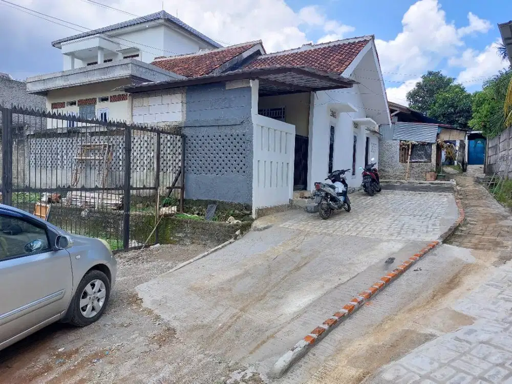 Dijual Rumah Utama dan 3 kontrakan di Perumahan Depok Bersih