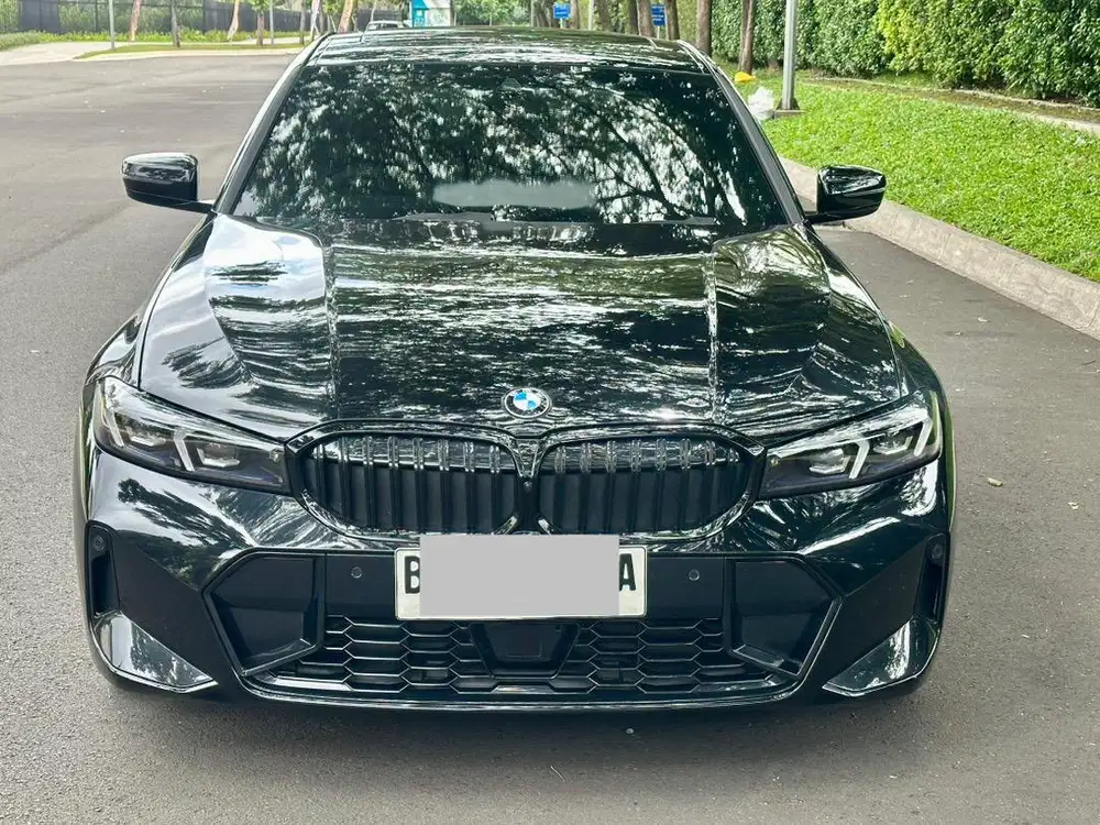 BMW 330i M Sport PRO 2024 Km 5 ribu Kondisi Antik