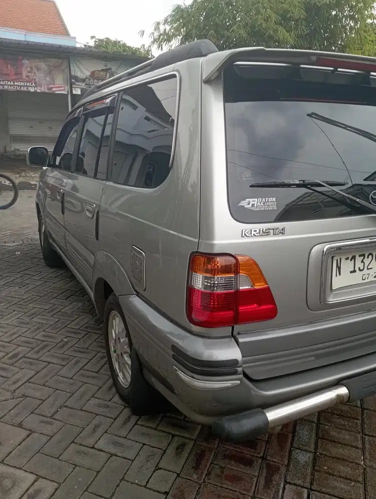 Toyota Kijang 2004 Bensin