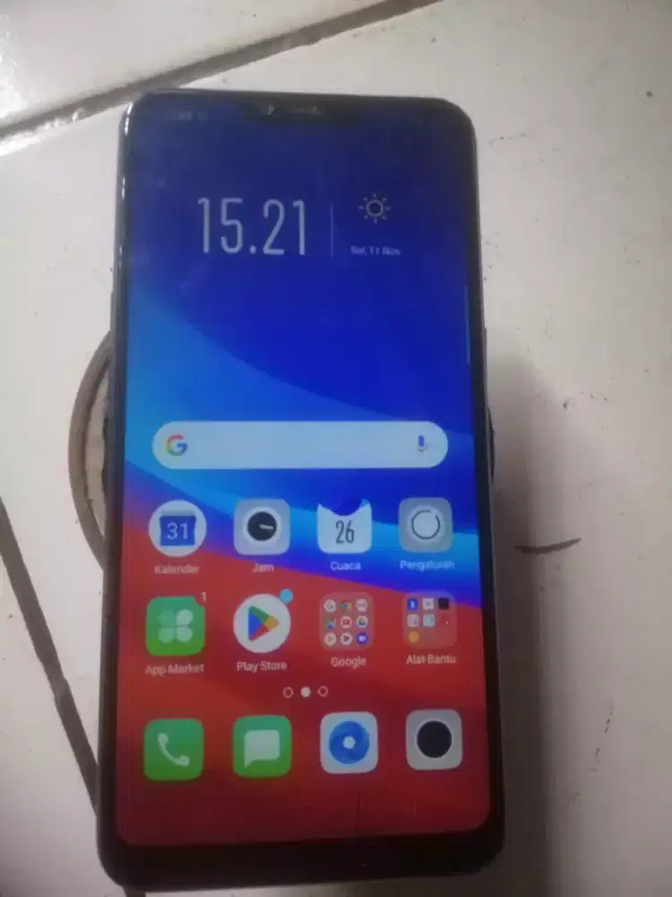 oppo a3s 2/16gb minus retak