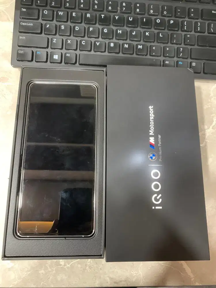 Dijual iqoo 12 16/512 gb second