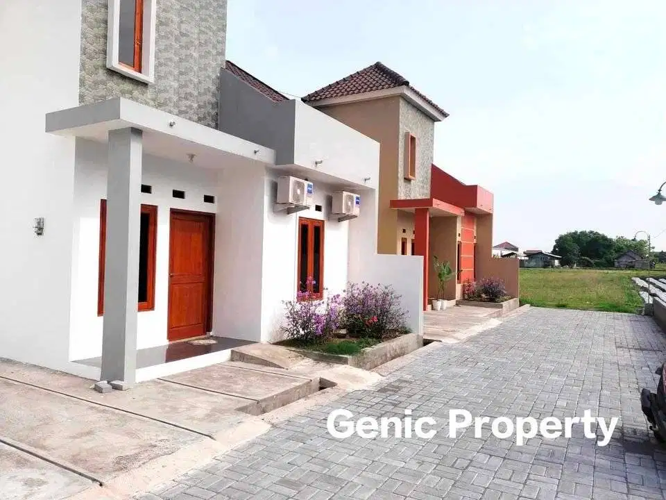 Hadap Timur Perumahan Cluster ITB AAS Ngabeyan Kartasura Barat Luwes