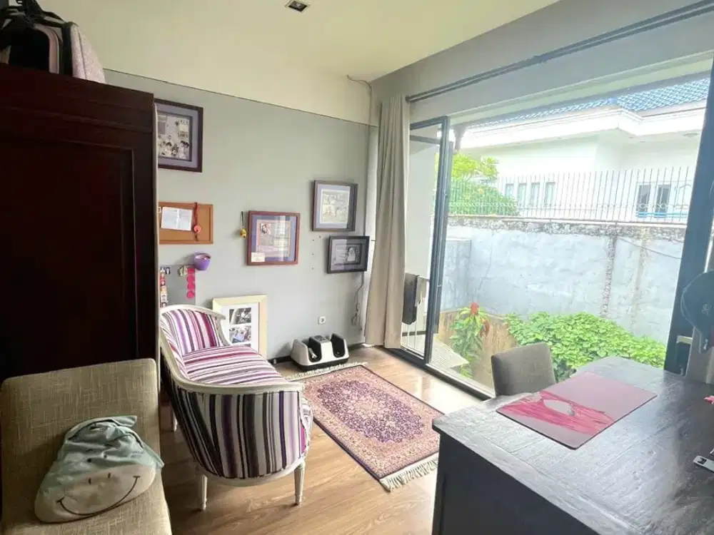 Rumah Classy Cantik di jakarta Selatan - PR 15563