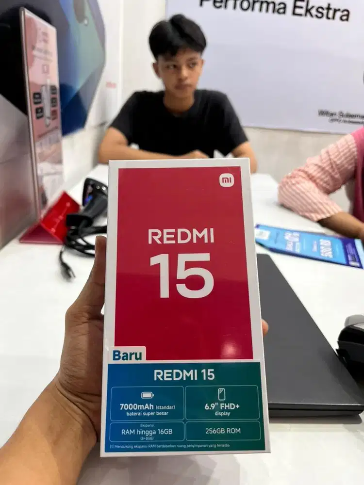 Redmi 15 8/256 baterai 7000 mah