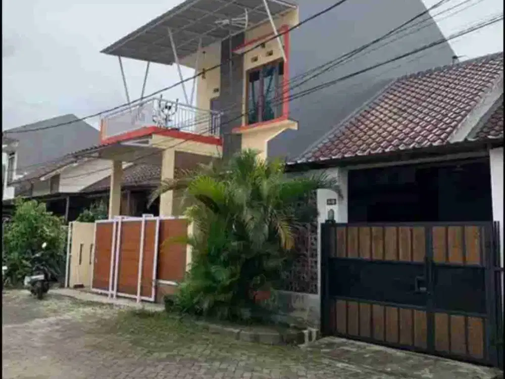 Dijual Cepat Rumah 2 lantai di Bogor Raya Permai