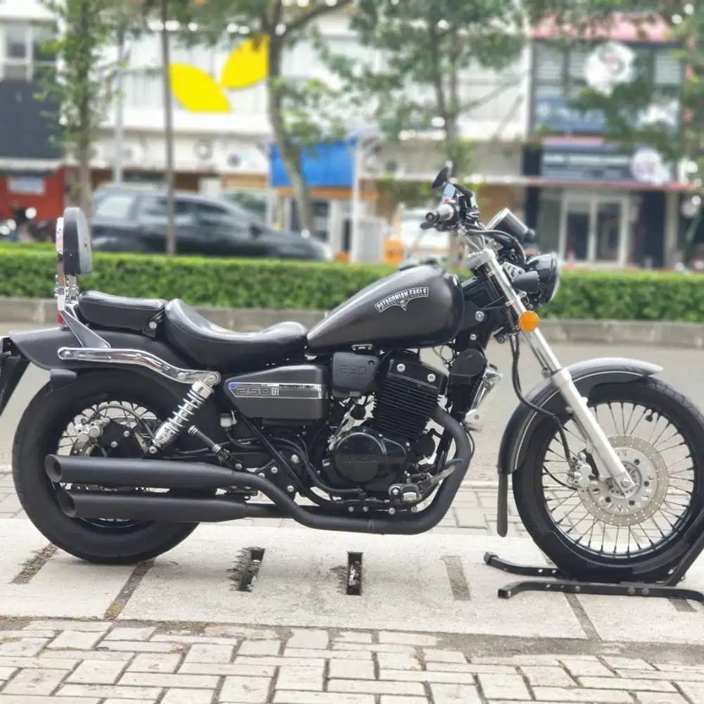 BENELLI PATAGONIAN EAGLE 250 EFI HITAM 2021 KM LOW PAJAK PANJANG MULUS