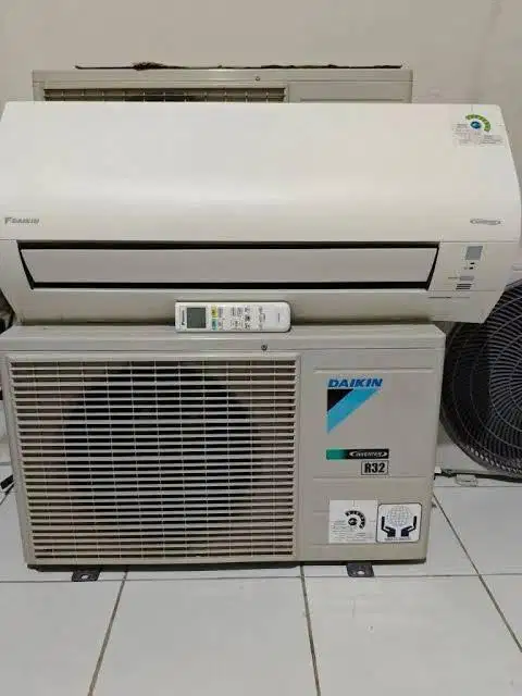 ac daikin 1/2 pk inverter terbaru | thailand