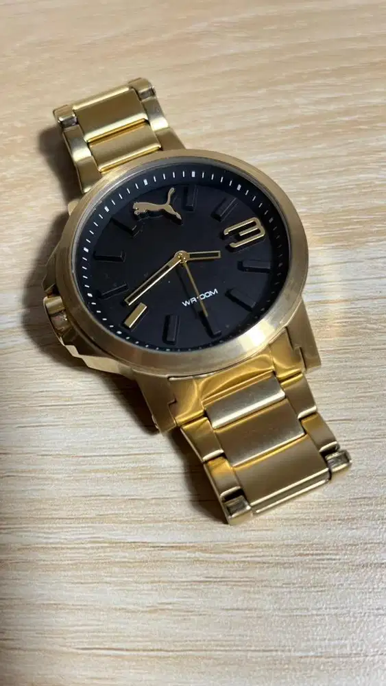 Jam tangan PUMA gold