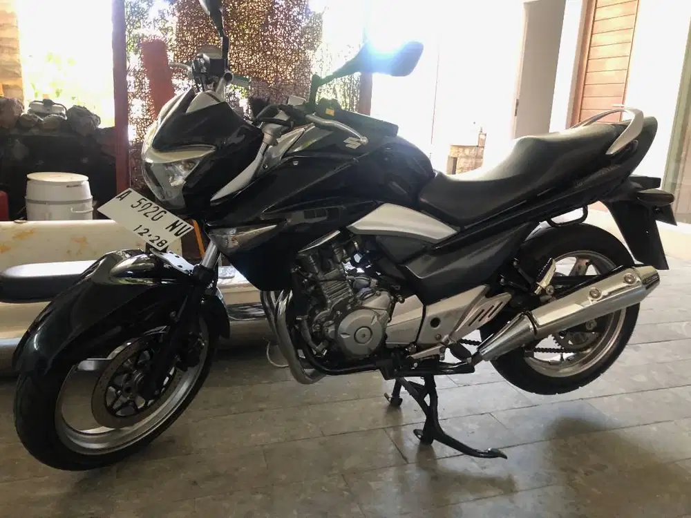 Suzuki Inazuma 250 in mint condition