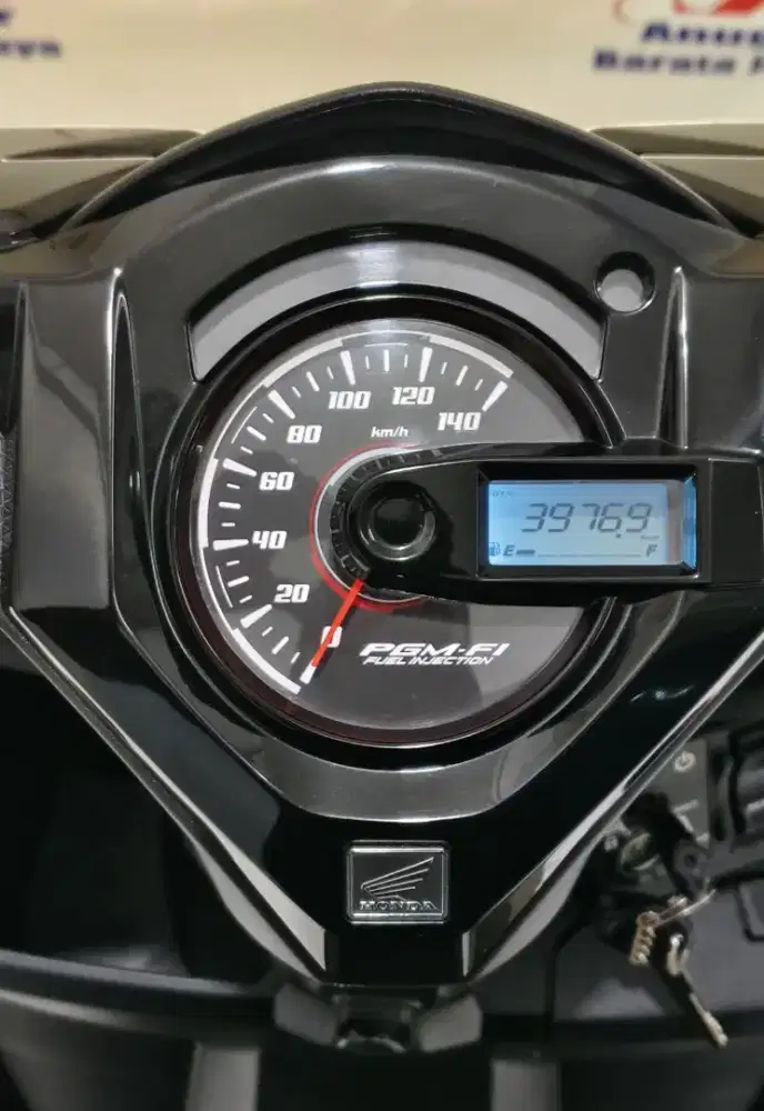 Istimewa Km 3 Ribu Honda New Beat CBS tahun 2025 Hitam glossy