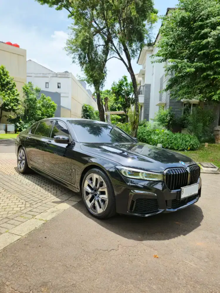 BMW 730Li 2023 Bensin