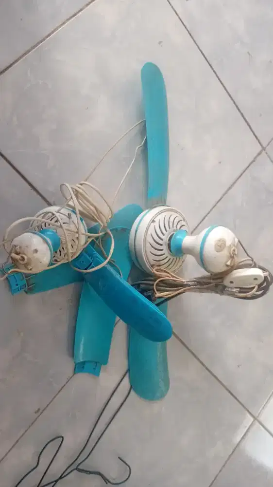 Kipas angin dinding sanken