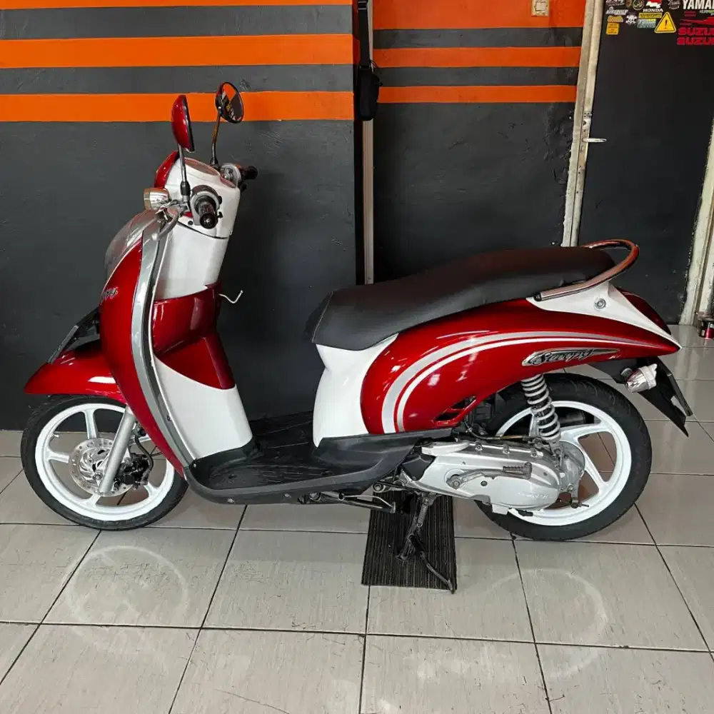 Scoopy karbu taun 2011