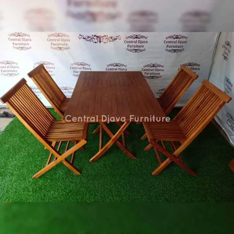Meja dan Kursi Taman