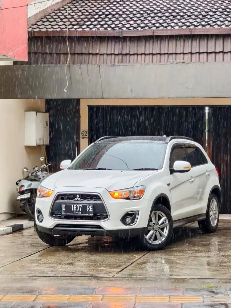 Mitsubishi Outlander PX matic (service record)