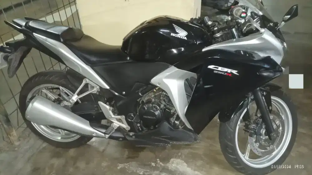 Dijual CBR 250R CBU Thailand