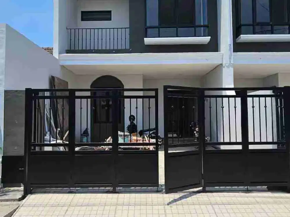 Jual Rumah New Gress 2 Lantai di Pondok Tjandra, Sidoarjo