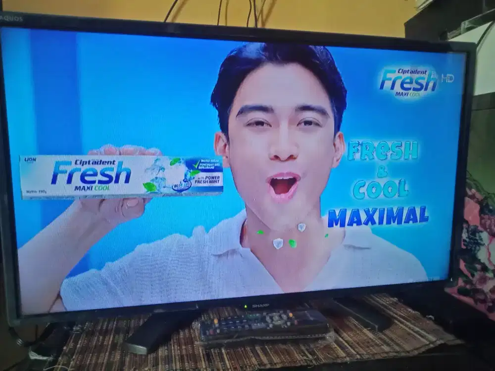 TV LED SHARP 24 INCH NORMAL KEL.REMOTE PLUS STB & ANTENA SIAP DIGITAL