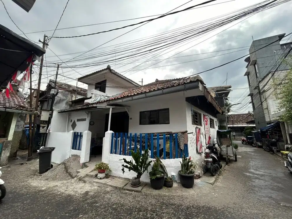 Di jual murah cepat rumah tengah kota