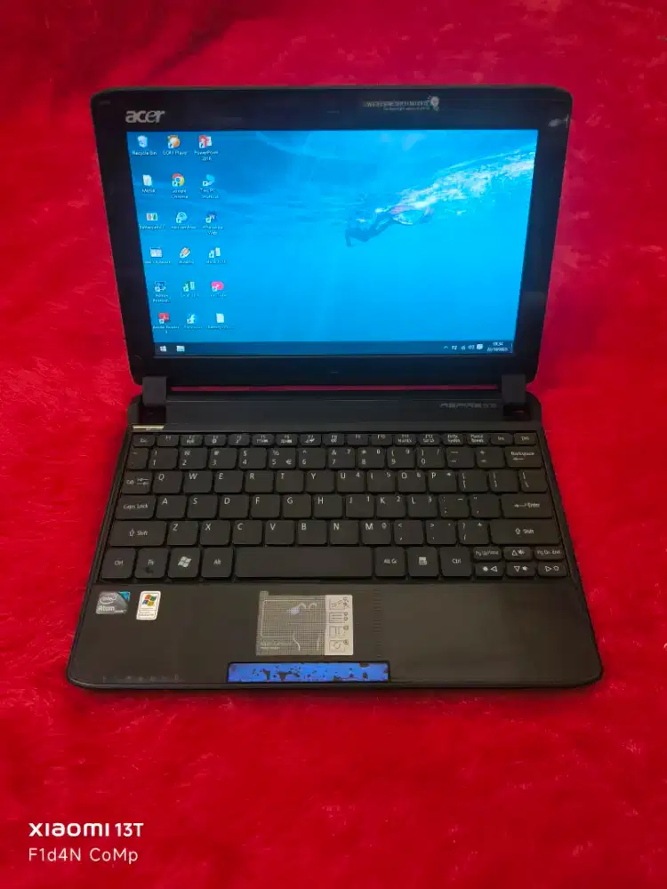 Dijual cepat notebook acer,intel atom,ram 2 gb,ssd 64 gb