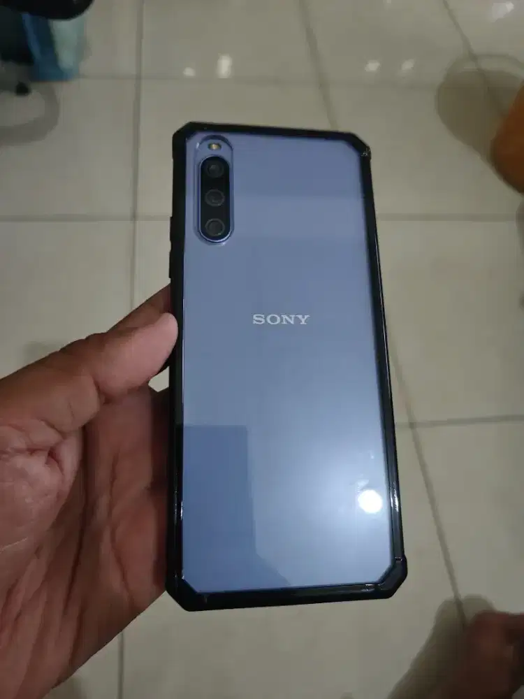 Xperia 10 IV mark 4 6/128 GB 5G snapdragon 695