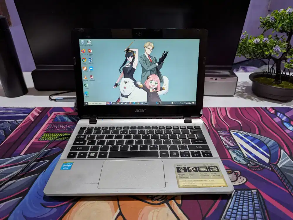 Laptop Acer Aspire E11 E3-111 Intel Celeron N2830 Ram 2GB HDD 500GB