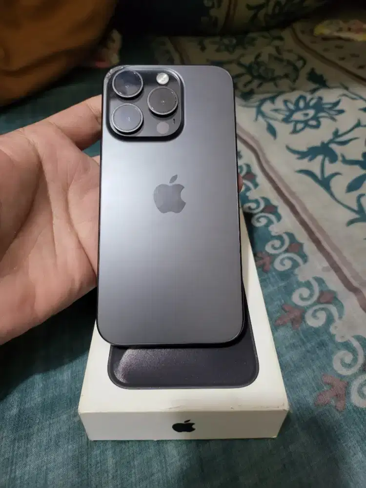 IPhone 15 pro 128gb resmi