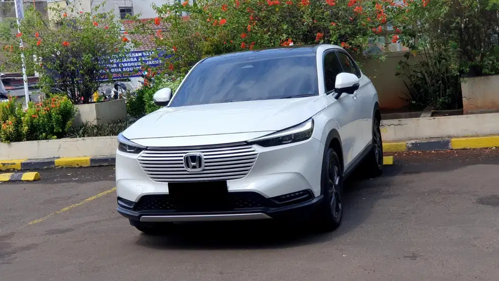 Km3rb honda hrv se sensing 2024 putih siap pakai jok masih plastikan