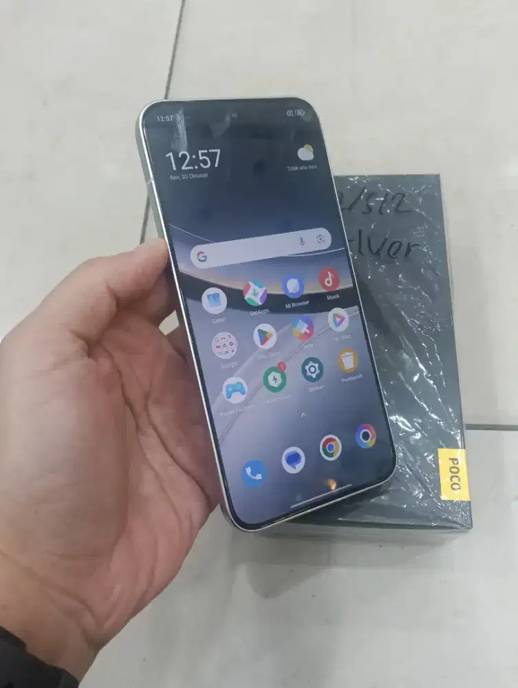 Poco f7 12/512 jaringan 5g HARGA NETT
