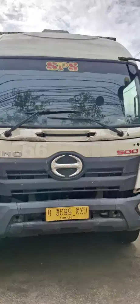 Truk Hino FL260JW 2018 Mitsubishi Fuso 6D40 2010 wingbox 9,5m semua