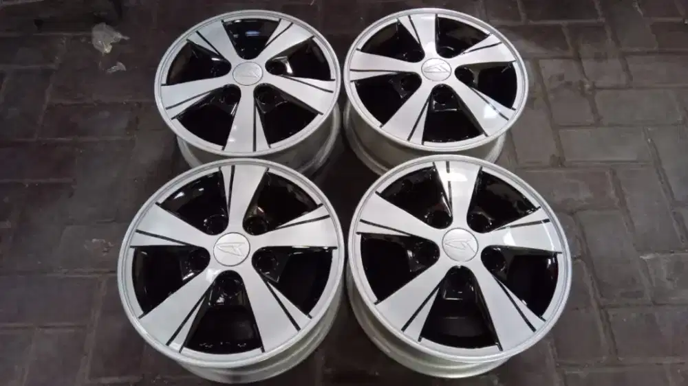 Velg Ori Daihatsu Granmax Grandmax R13 PCD 5X114 Masuk Carry DFSK