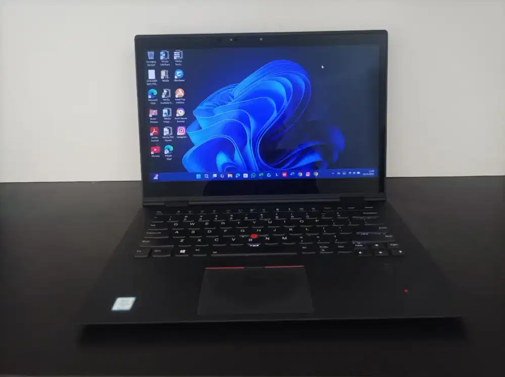 Di jual Laptop ThinkPad Lenovo Yoga X1 3rd