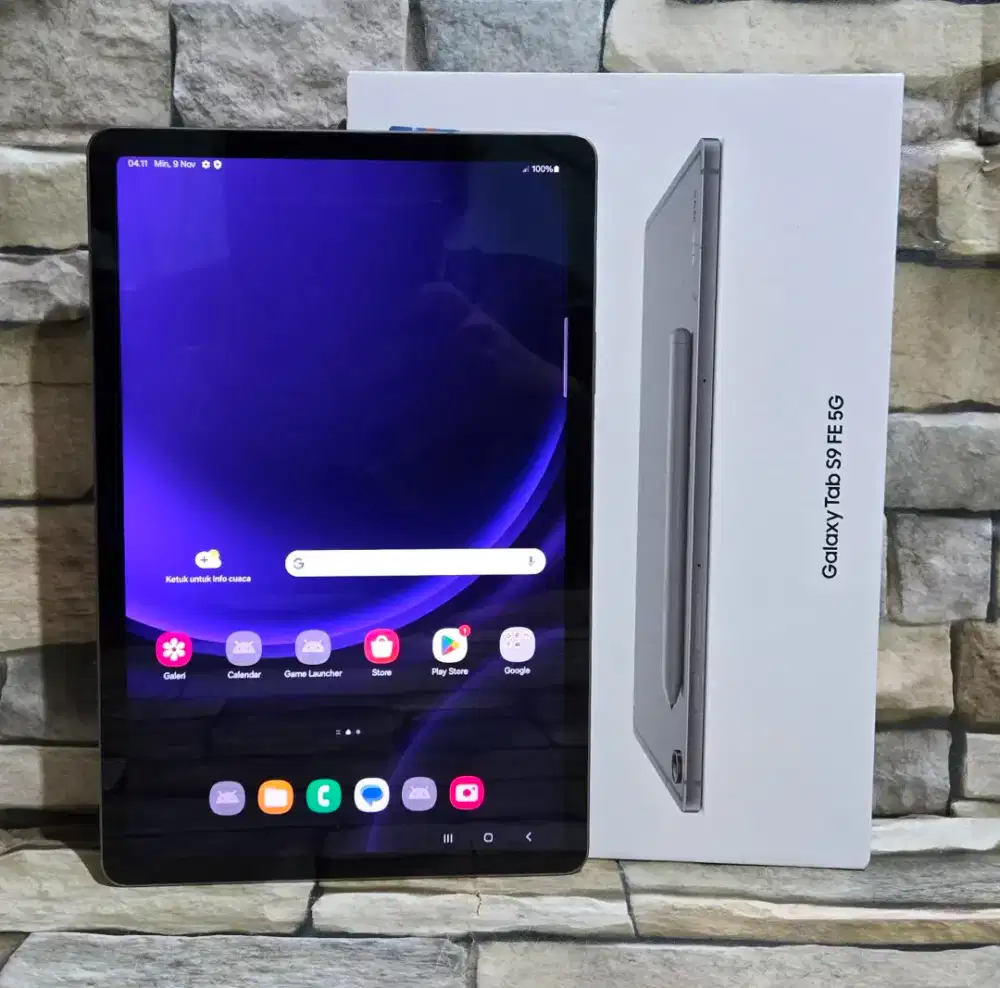 Samsung Galaxy Tab S9 FE 5G 6/128 Gray Fulset segel mulus 90%