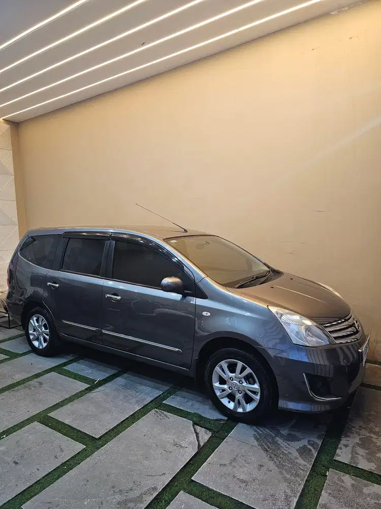 Nissan Grand livina XV 2013 PRIBADI