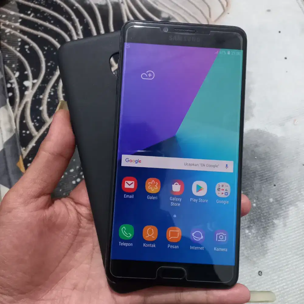 Samsung galaxy C9 Pro