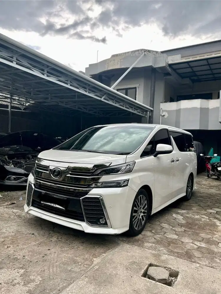 Toyota vellefire ZG CBU