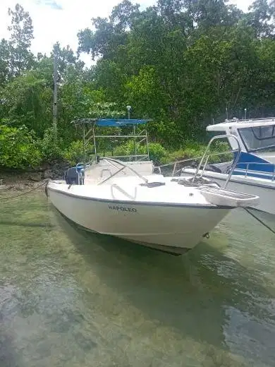 Speedboat dan 2 Mesin