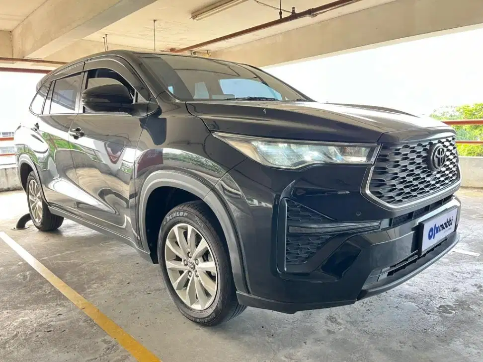 DP RENDAH Toyota Kijang Innova 2.0 Zenix V CVT Bensin-AT 2022 KIMS