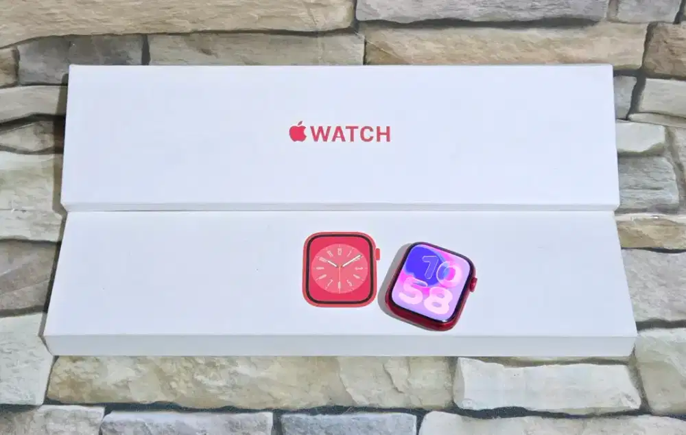 Apple Watch Series 8 45mm BH 100% Fulset segel mulus 98%