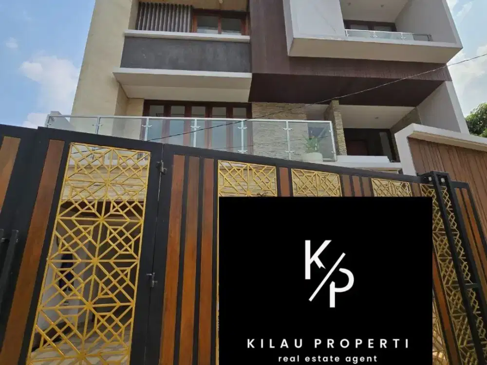 JUAL RUMAH MEWAH BARU 4 LANTAI JAGAKARSA JAKSEL