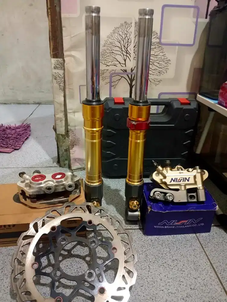 SHOCK DEPAN + KALIPER DEPAN,BLAKANG + DISC CAKRAM