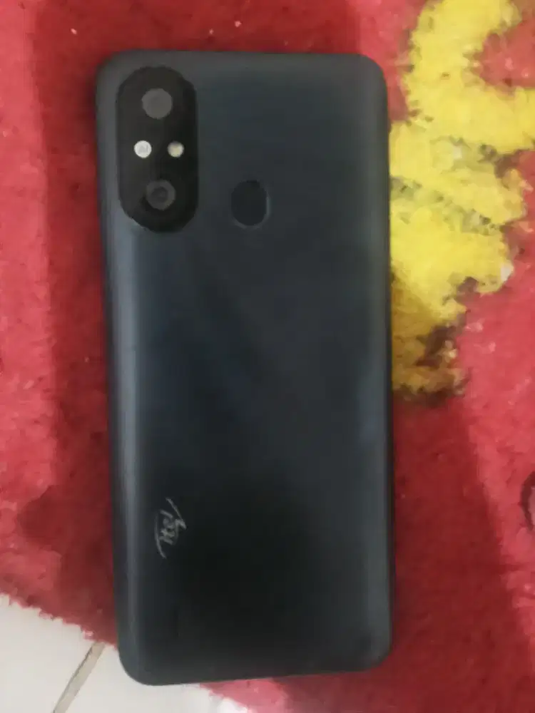 Di jual BU cepat hp itel ram 2/32, minus tombol on off dan pemakaian.