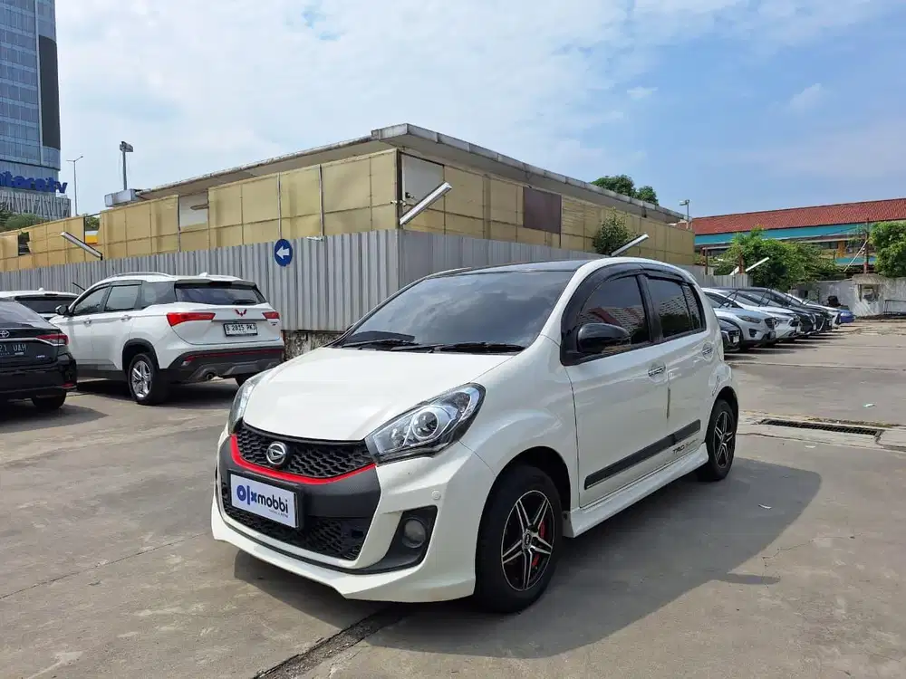 Pajak Panjang - Daihatsu Sirion 1.3 Bensin-AT 2015