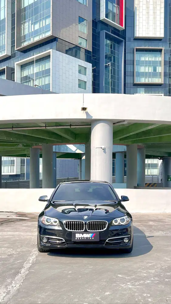 BMW 520i Luxury 2015
